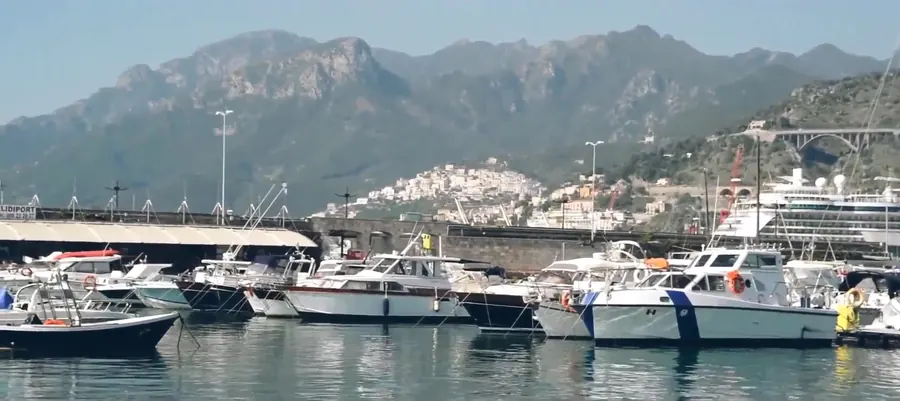 Fotogramma 1 del video: la costa campana vista dalla barca